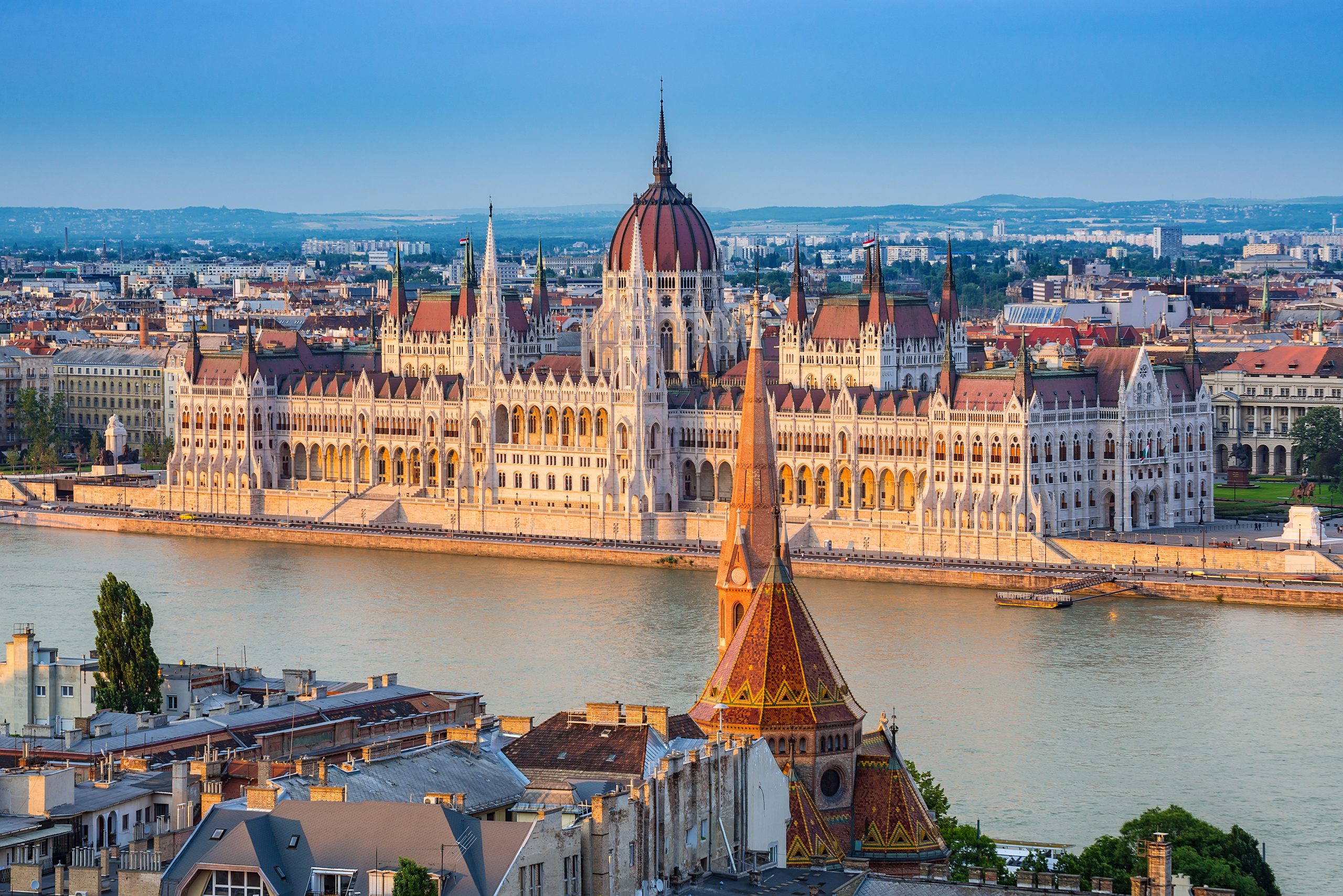 Ungaria și-a închis de azi frontierele, însă primește turiști din Cehia, Slovacia și Polonia