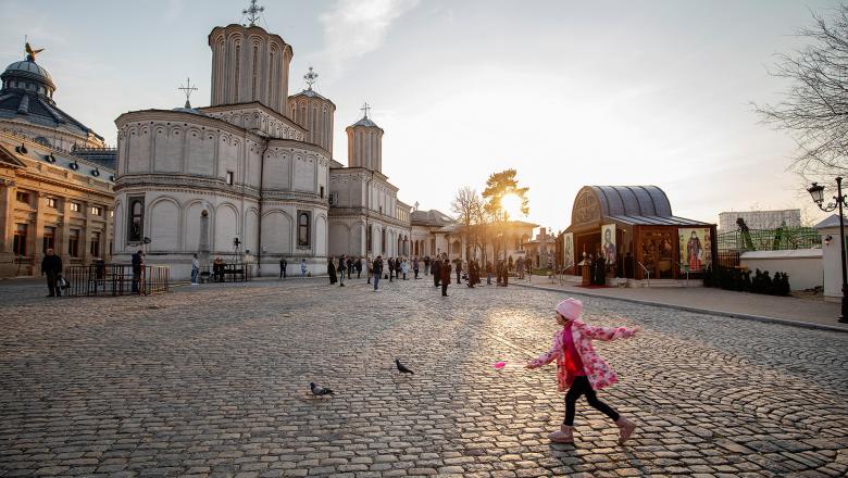 Biserica ia noi măsuri, după cele 2 ordonanțe militare: Fără oameni la slujbe