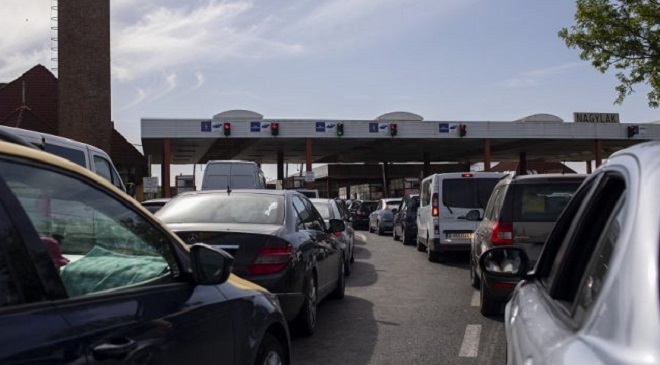 Graniţa cu Ungaria va putea fi tranzitată prin zece puncte de frontieră începând de astăzi