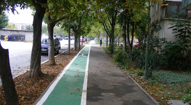 Parcurile și cimitirele din București se redeschid joi noapte