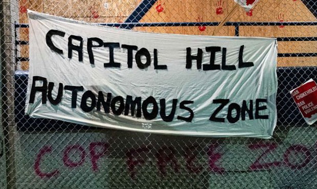 Centrul orașului Seattle a fost declarat „regiune autonomă” de către indivizi înarmați