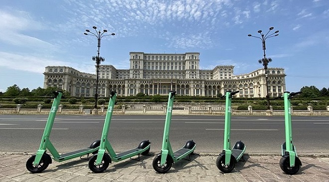 Un nou serviciu pentru închirierea trotinetelor în Bucureşti