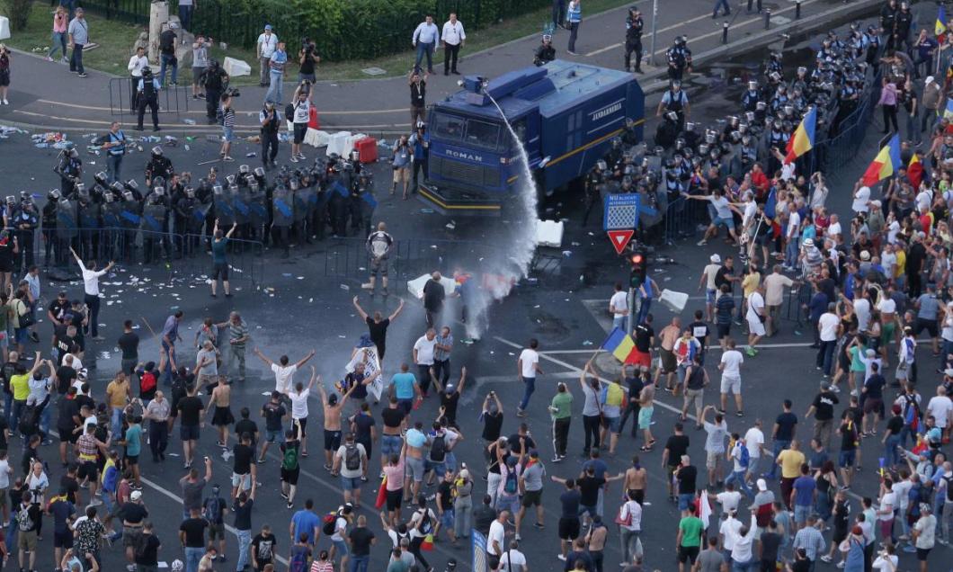 La aproape 2 ani de la violențele din Piața Victoriei, DIICOT clasează parțial dosarul 10 august