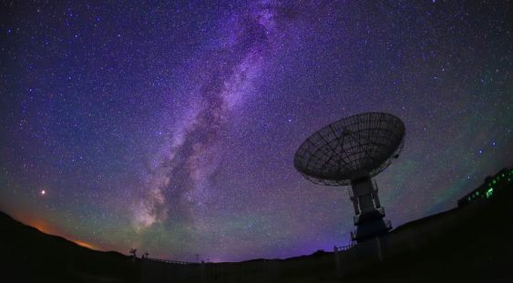 Semnalul radio misterios din adâncul spațiului a fost din nou recepționat de astronomi