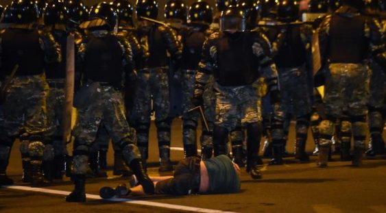 Intervenții în forță în Belarus împotriva protestatarilor