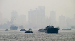 Poluarea aerului în China a scăzut cu 10,8% datorită restricţiilor impuse în contextul pandemiei