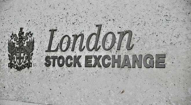 UE ar putea bloca tranzacţiile în euro din Londra din cauza disensiunilor privind Brexit