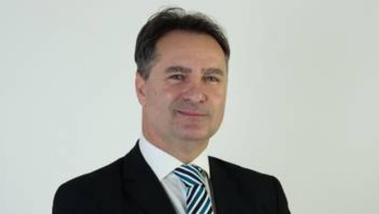 Șeful Oficiului Național de Prevenire și Combatere a Spălării Banilor a demisionat după ce a fost acuzat de falsificarea diplomei de bacalaureat