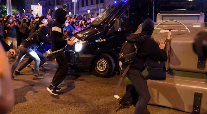 Separatiștii catalani au ieșit din nou în stradă