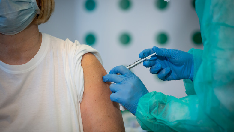 România se află în topul țărilor UE privind vaccinarea anti-Covid