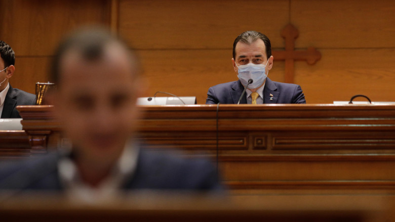 Pensiile speciale ale parlamentarilor au fost eliminate