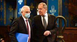  50 de europarlamentari îi cer șefei Comisiei Europene să-l demită pe Josep Borell