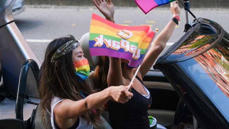 China ia în vizor studenții LGBTQ+, cerând liste cu “starea lor de spirit”, viziunile lor politice și contactele sociale