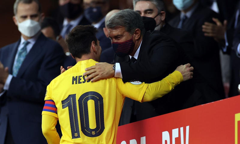 Povestea de dragoste de peste 20 de ani dintre Messi și Barcelona s-a încheiat