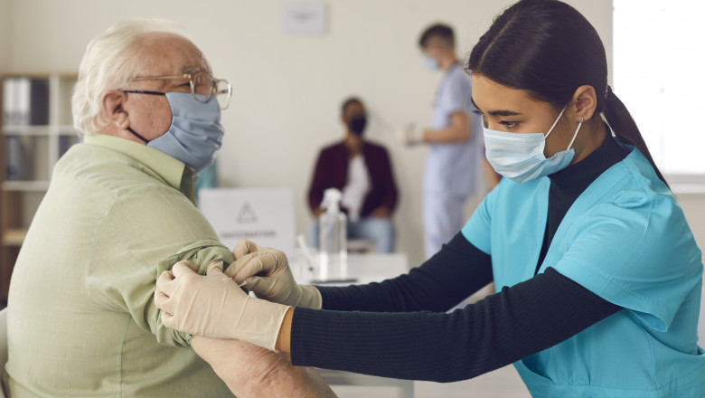 Peste 110.000 de persoane s-au vaccinat anti-Covid în ultima zi