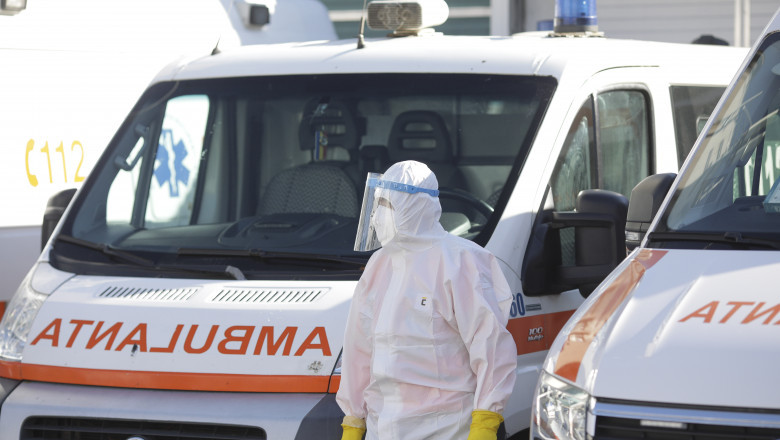 O femeie de 38 de ani cu COVID a murit în timp ce se afla cu familia la cumpărături