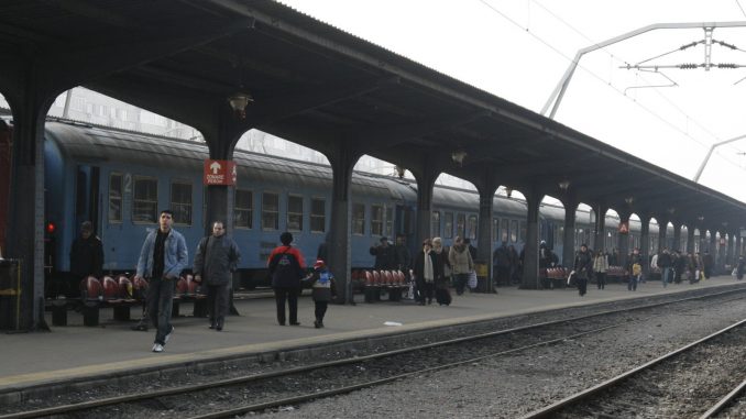 Breaking News: grevă spontană la CFR, Gara de Nord este blocată