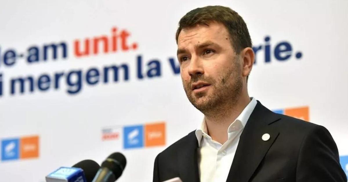 USR sesizează CCR pe tema Legii privind măsurile fiscale inițiate de Guvernul Ciolacu