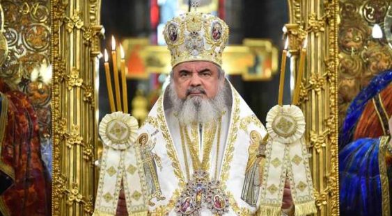 Patriarhul Daniel: Regina a fost un prieten constant al poporului român