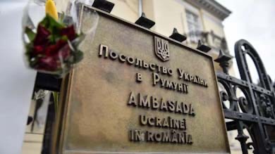 Plicuri suspecte la Ambasada Ucrainei din București
