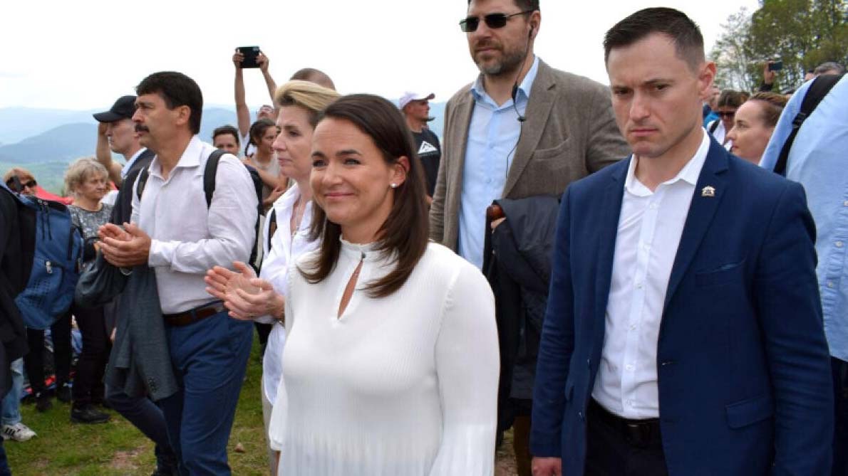 MAE reacționează după vizita privată în România a Președintelui Ungariei