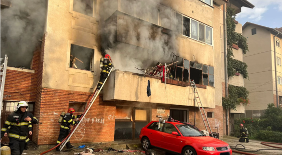 Explozie într-un bloc din Sibiu