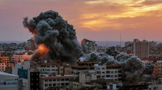 Confruntări violente între Israel și Hamas: atacuri aeriene, răpiri și victime
