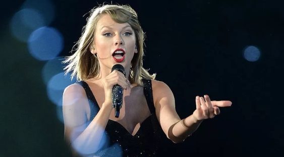Taylor Swift relansează „1989”, albumul care i-a definit cariera pop
