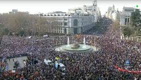 Proteste masive în Madrid împotriva legii privind amnistia pentru liderii catalani
