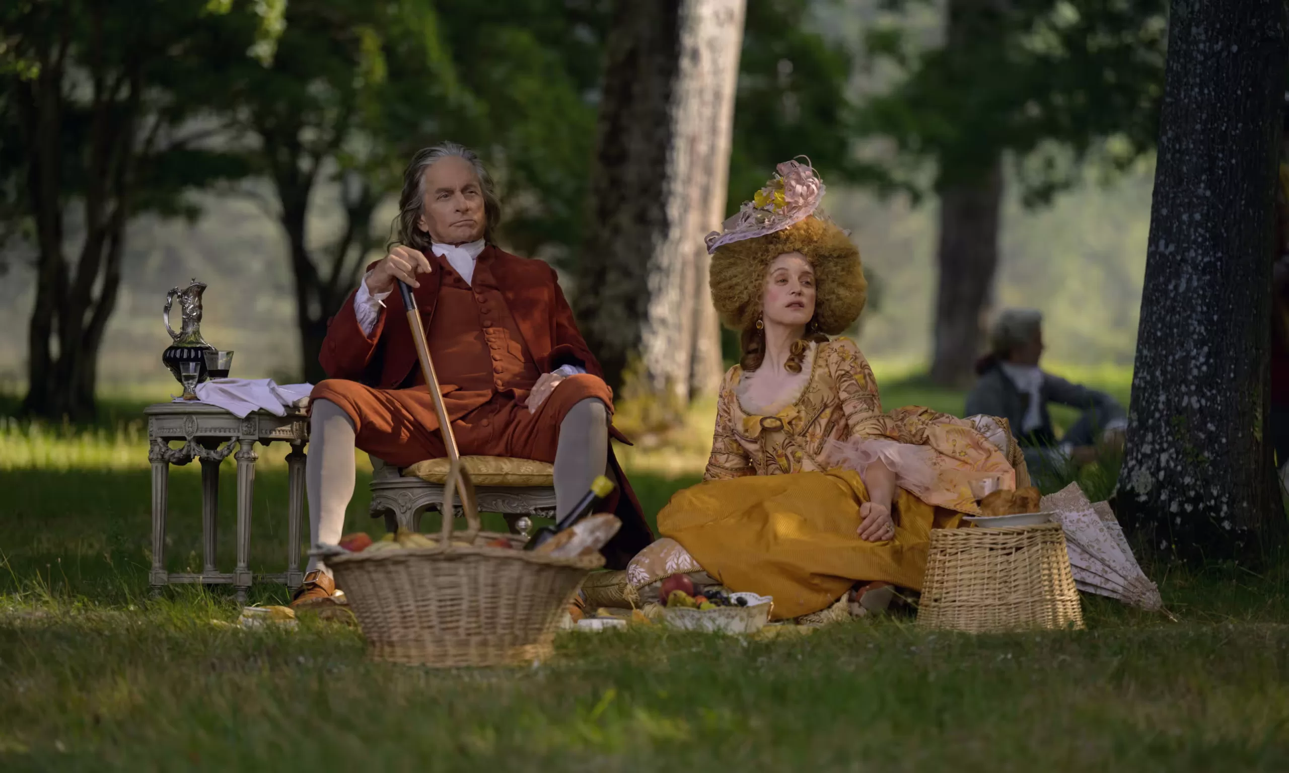 5767-scaled Michael Douglas într-un serial de epocă pe Apple TV+