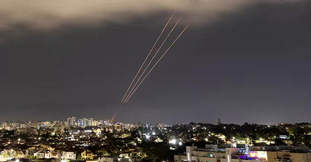 Un nou război în Orient. Israelul a fost atacat de Iran