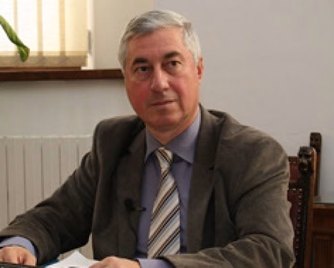 Un muzeu național între două lumi: profesionistul demis și politicul victorios
