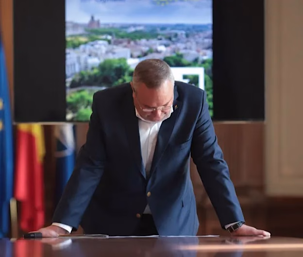 Nicolae Ciucă își anunță demisia din Senat: „Rămân un liberal convins”