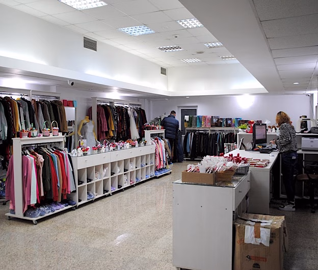 Magazinul ANAF din Sibiu se redeschide: produse confiscate vândute la prețuri reduse