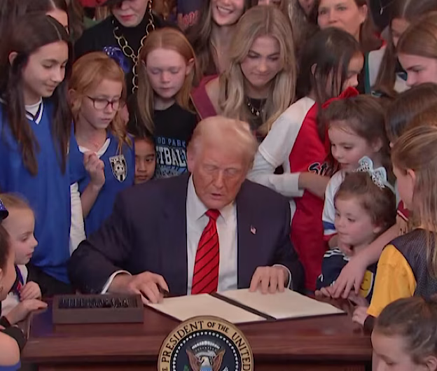 Trump zguduie America și lumea: sancțiuni, haos și un viitor sumbru?