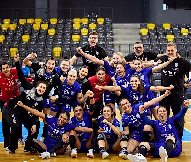 CSM București câștigă clar cu Storhamar și ajută Gloria Bistrița în lupta pentru play-off-ul Ligii Campionilor