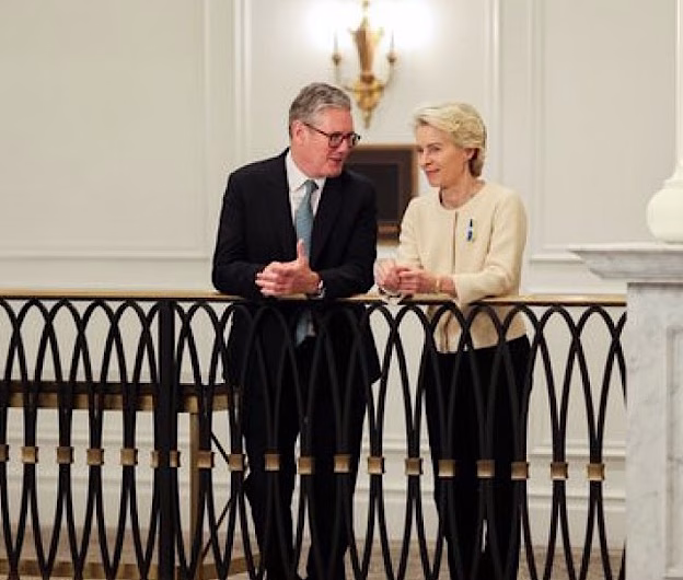 Tensiuni la vârful Europei: Ursula von der Leyen, Macron și Starmer, consultări de urgență privind SUA și Ucraina