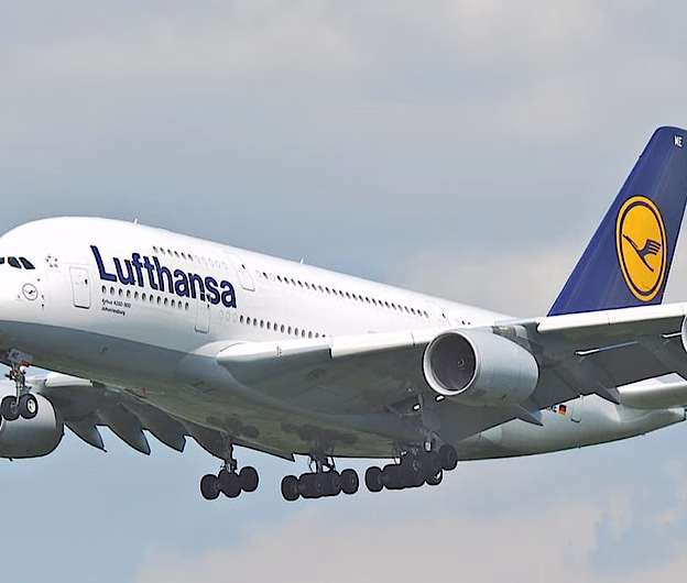 Greva paralizează 11 aeroporturi din Germania: mii de zboruri anulate și pasageri afectați