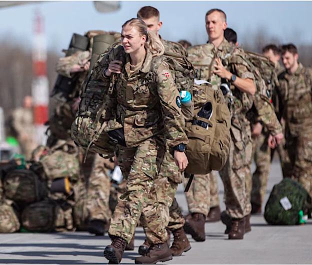 Danemarca introduce serviciul militar obligatoriu și pentru femei, începând din 2026
