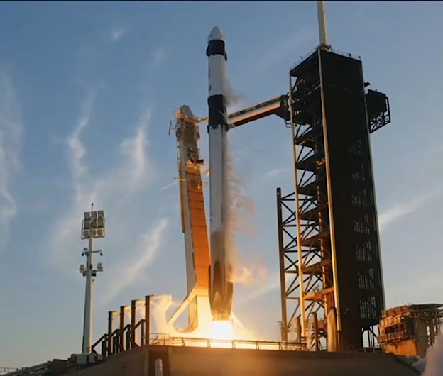 Misiune de salvare în spațiu: NASA și SpaceX trimit echipajul de înlocuire pe Stația Spațială Internațională