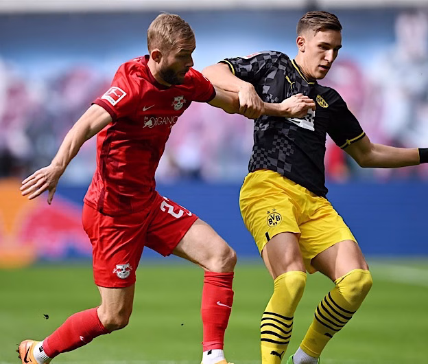 Rezultatele etapei a 26-a din Bundesliga: Leipzig învinge Dortmund, Bayern se împiedică la Berlin