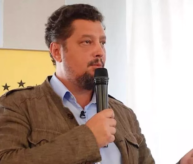 Tensiuni în AUR: Claudiu Târziu îl acuză pe George Simion că evită confruntarea directă