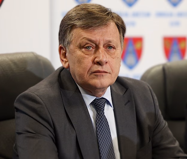 Crin Antonescu: „Nu pot să-l schimb pe Ciolacu. Aș încălca, cel puțin în spirit, Constituția”