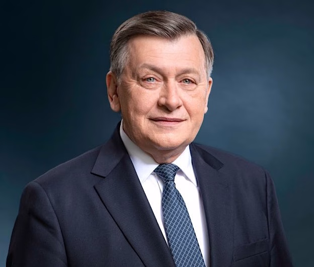 Crin Antonescu: Iluzia unui lider și revenirea imposibilă