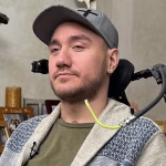 Primul pacient Neuralink vorbește despre cum e să trăiești cu un cip în creier: „Sună a SF, dar este realitate”