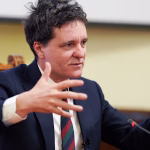 Nicuşor Dan: „România se confruntă cu o criză de datorie fără precedent. Ca președinte voi opri ferm risipa banului public”