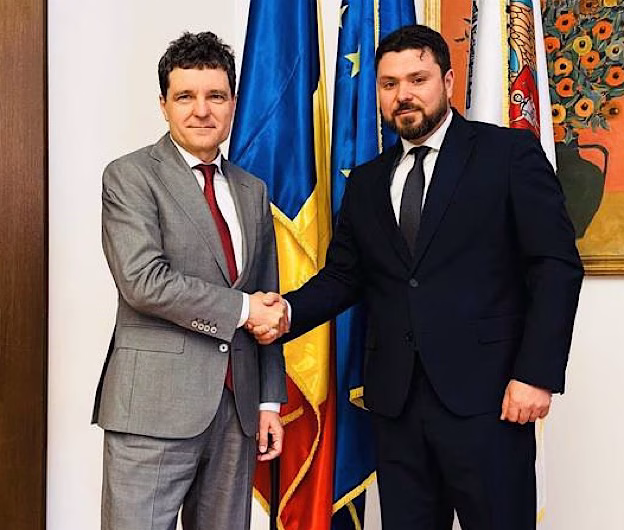 Primarul din Rădăuți, Bogdan Loghin, exclus din PNL după ce și-a declarat susținerea pentru Nicușor Dan la prezidențiale
