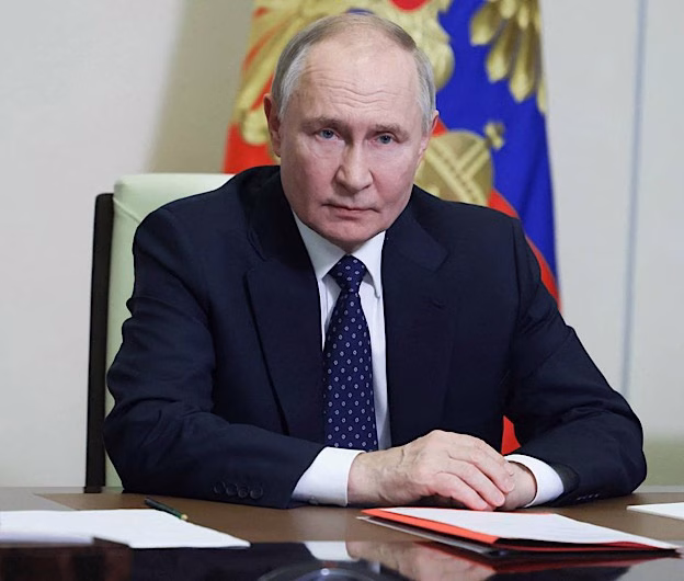 Putin propune o administrație temporară în Ucraina pentru organizarea de alegeri și semnarea unui acord de pace