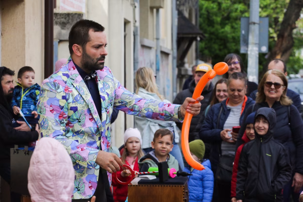 4.-strazi-deschise-i-arcub-1-624x416 „Străzi deschise” revine în București cu spectacole, concerte, sport și tururi culturale