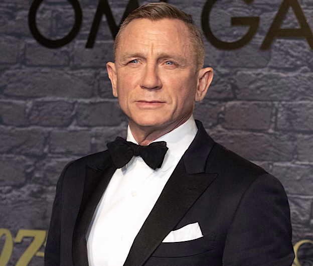 James Bond revine: A început producția noului film din celebra franciză